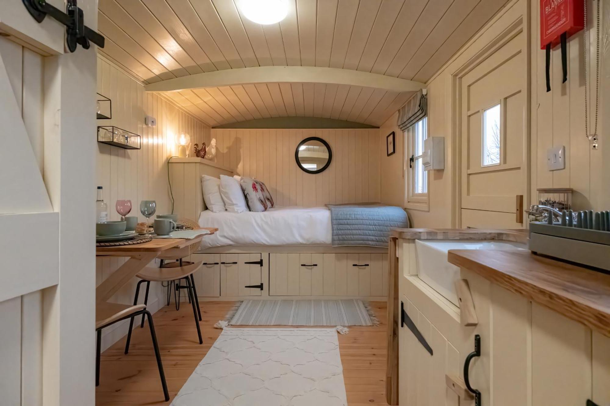 Walltree House Брэклей