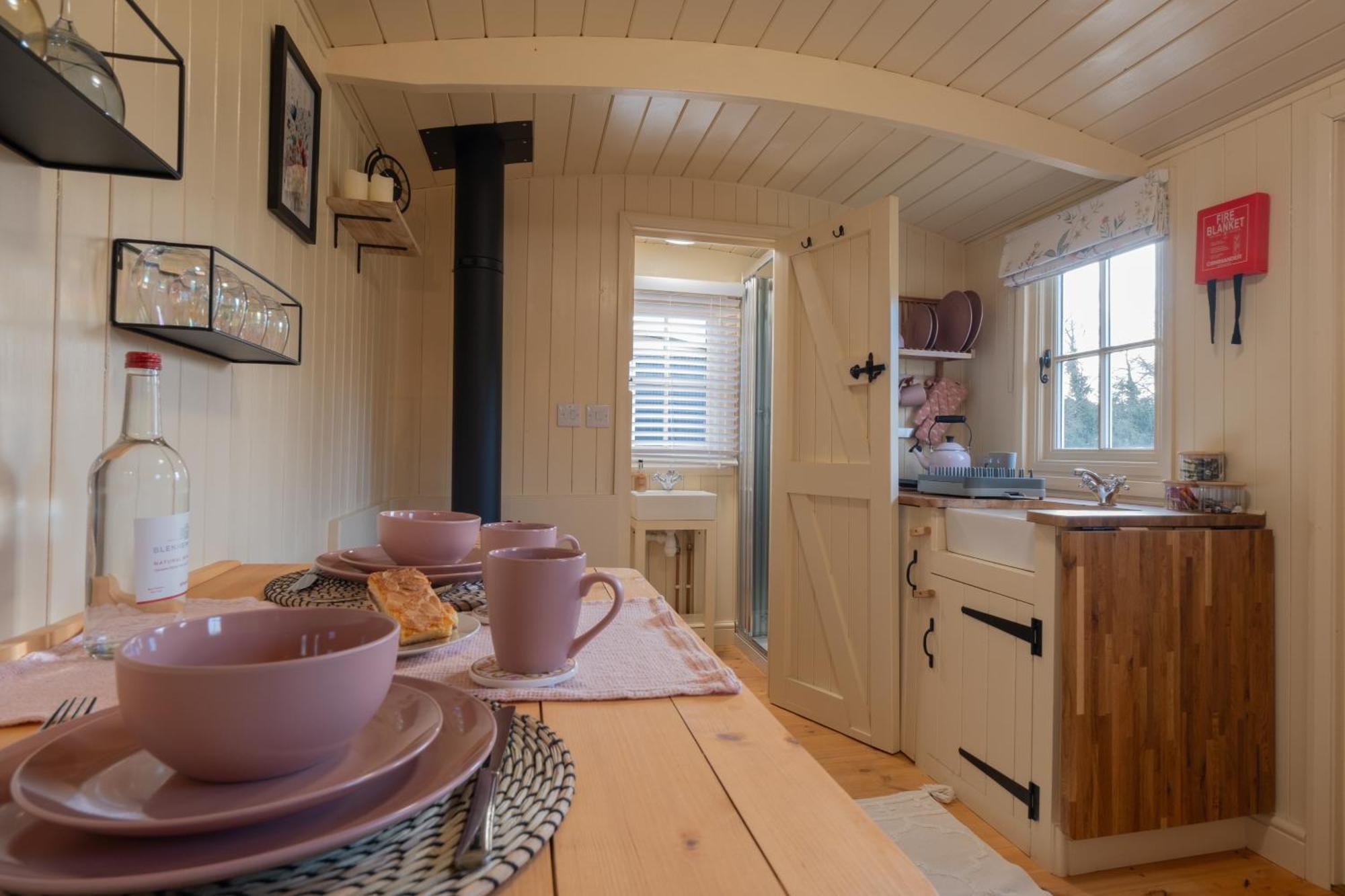 Walltree House 3*